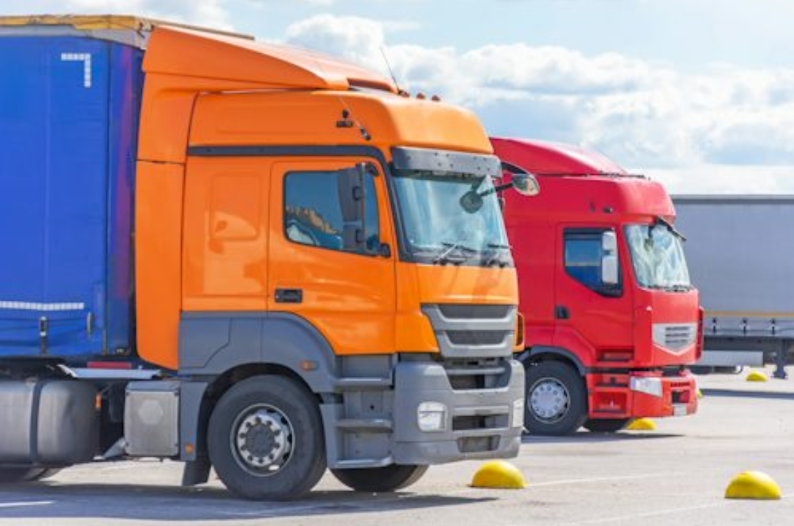 Federal Lawsuit Accuses Texas Fleet Operator of Rejecting Experienced Drivers Over 60